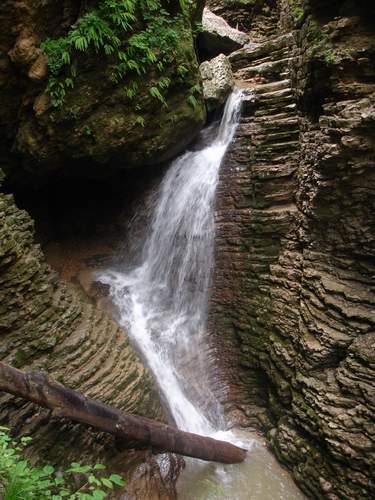 Сердце Руфабго водопад в Адыгее