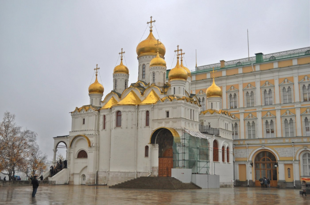 Благовещенский собор Московского Кремля изнутри