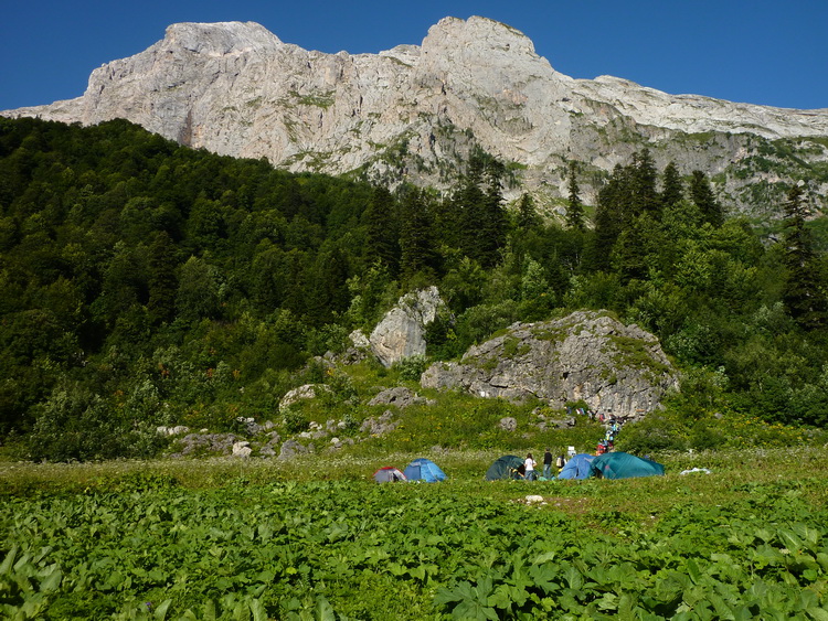 палатки в горах маршрут 30