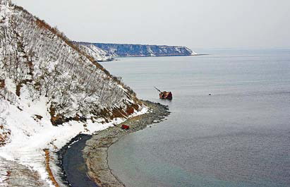 Курилы. Охотское море у реки Подбазы
