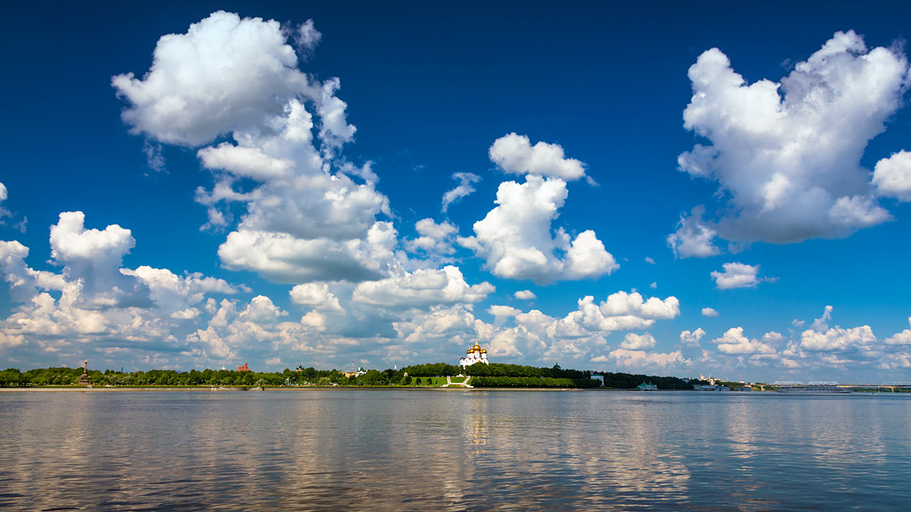 Река Волга. Автор Илья Бесхлебный