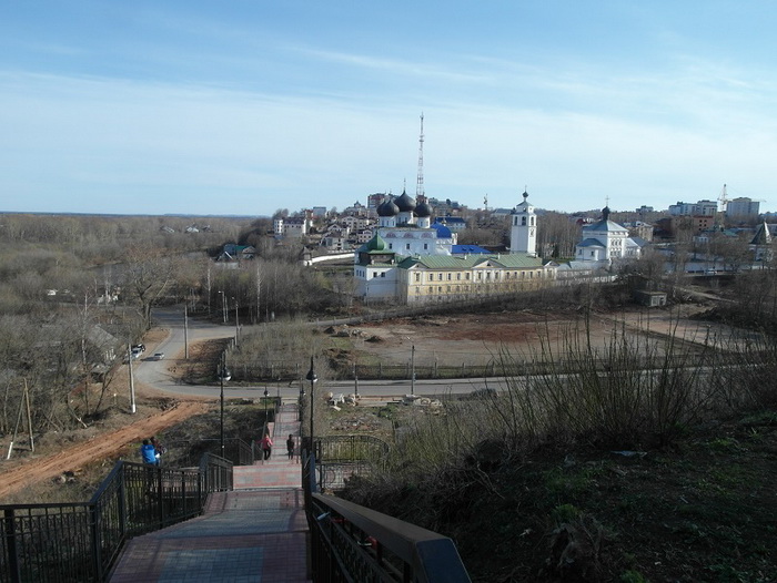 Памятники и храмы Кирова