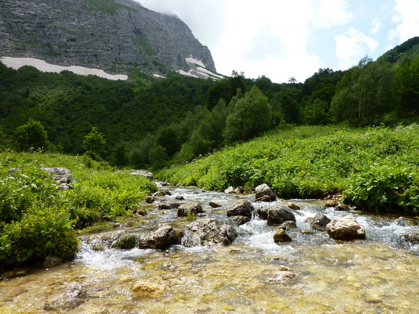 Природа в горах, активный тур в горах Адыгеи