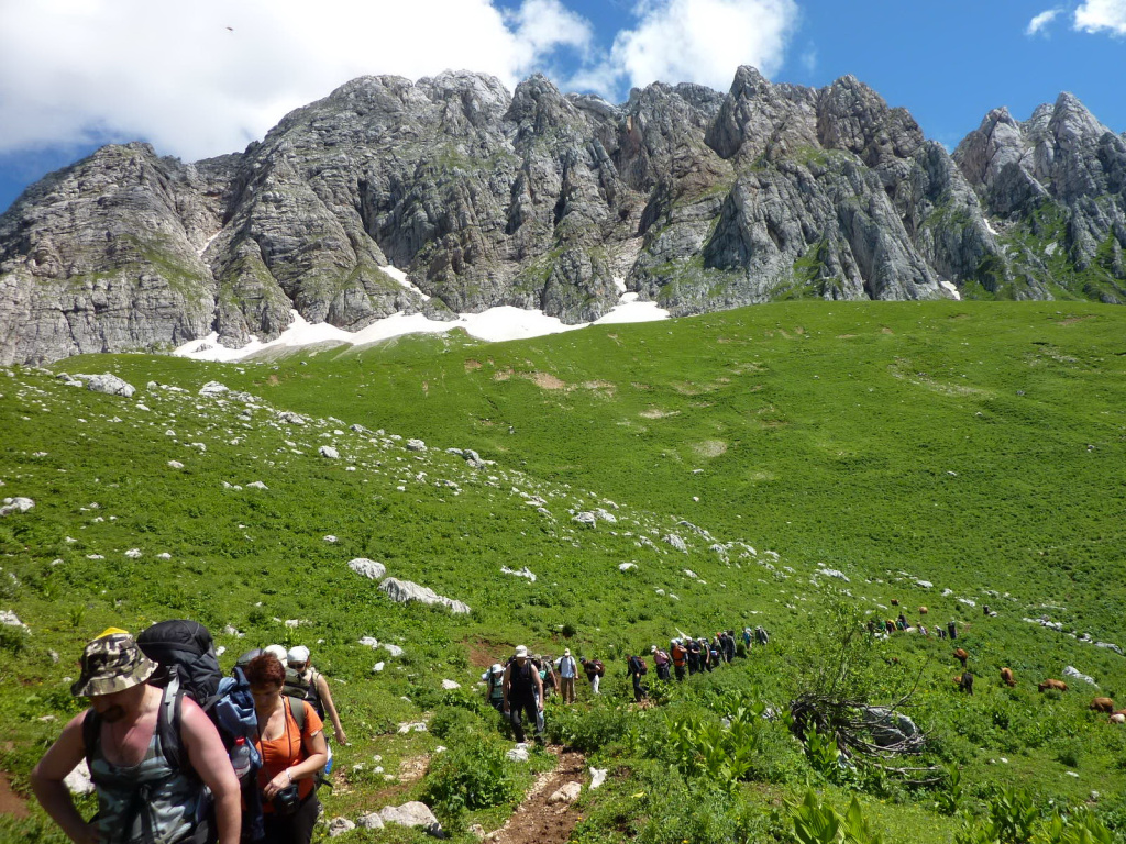 Походный тур маршрут 30 через горы к морю поход пеший