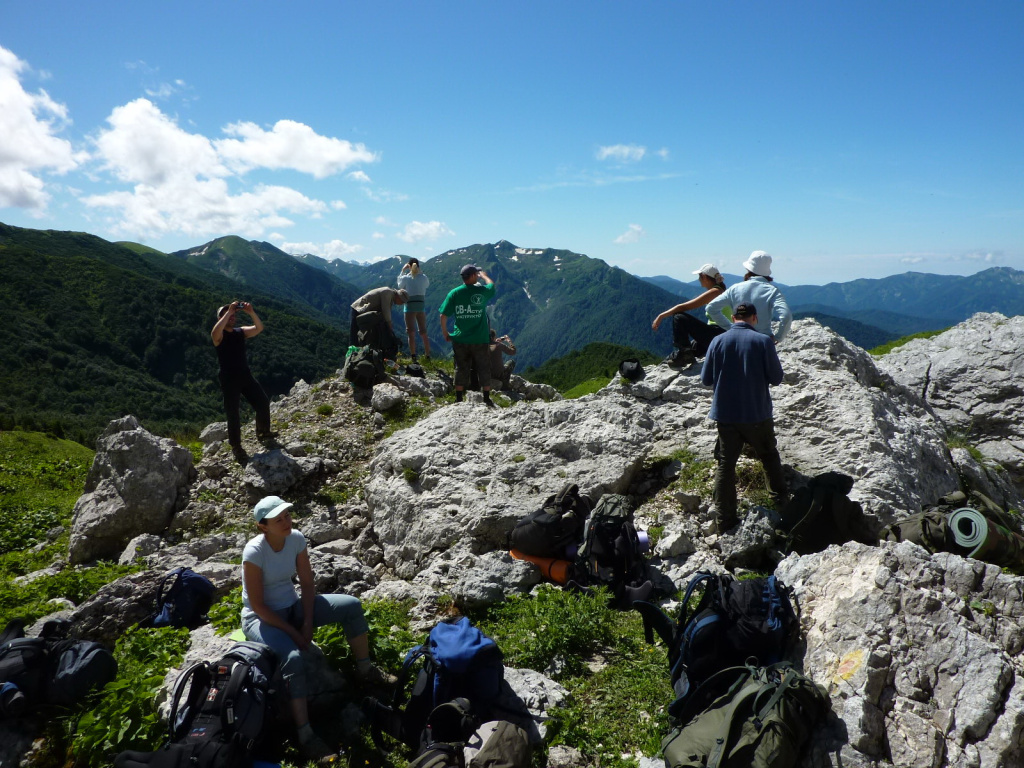 Тур по маршруту 30, поход через горы к морю Тридцатка
