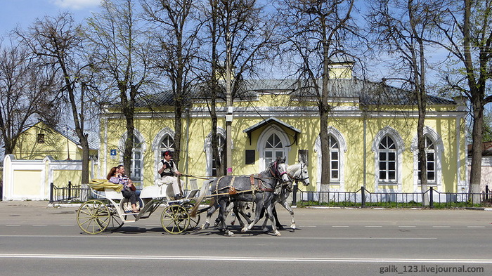 Мерседес столица варшавка