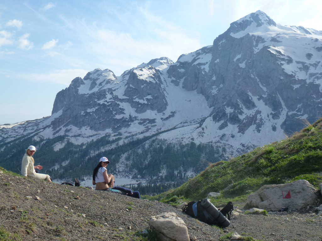 Фишт с Армянского перевала в мае