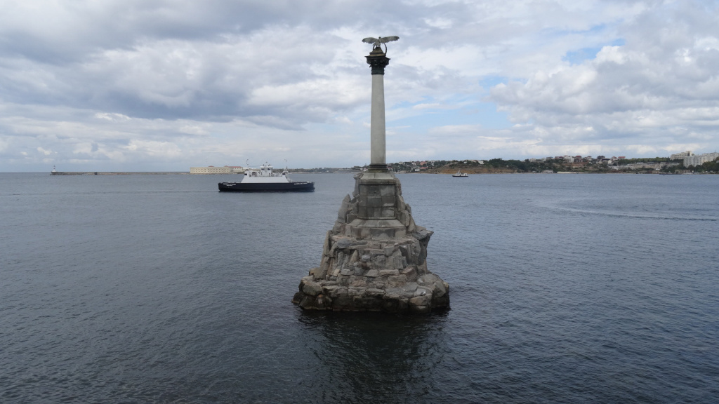 Памятник затопленным кораблям. Севастополь, история, описание памятника затопленным кораблям в Севастополе