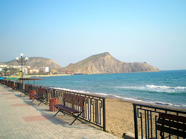 Фото поселка и пляжей Орджоникидзе, Крым