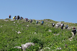 Поход в горы для начинающих, маршрут 30 через горы Кавказа к морю с легким рюкзаком