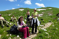 Представляем фото походной жизни на туристическом маршруте Знаменитая Тридцатка - легендарный маршрут 30 - поход с комфортом и лёгким рюкзаком через горы к морю.