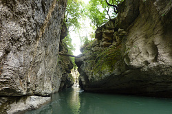 Хаджохская теснина, каньон, маршрут 30 через горы к морю