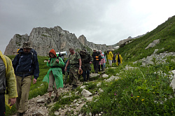 Поход по маршруту 30-ка через горы к морю пеший тур