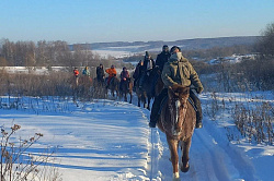 Конный тур зимой