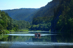 Сплав по реке на Урале, водный маршрут