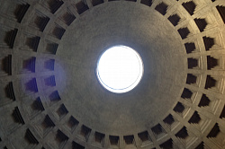 Фото Италии / Купол Пантеона в Риме