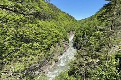 Большой гранитный каньон на реке Белая в Адыгее