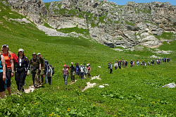 Тур поход 30-ка пеший маршрут через горы к морю из Адыгеи в Сочи