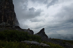 Горы на маршруте 30 через горы к морю