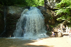 Водопад в Руфабго, активные туры в Адыгее