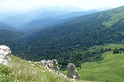 Пейзаж горной тайги, маршрут 30 через горы к морю тур поход