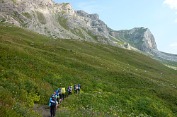 Тур через горы к морю поход 30-ка пеший маршрут