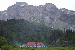 Горный тур приют на маршруте 30 поход к морю