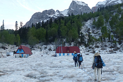 Туризм весной в горах, горные туры