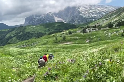 Поход по пешему маршруту 30 через горы к морю с облегченным рюкзаком