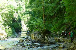 Активный отдых в Адыгее, легендарный маршрут 30 через горы к морю