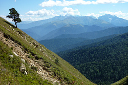 Пейзаж в горах Адыгеи, маршрут 30 через горы к морю тур поход
