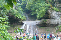 Водопады Адыгеи, маршрут 30 через горы к морю