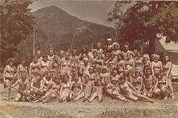 Встреча в Гузерипле сзади идущей группы 1977 год. Восстановленный маршрут 30