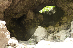 Сквозная пещера Каменномостский, маршрут 30 через горы к морю тур поход