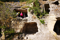 Поход в Крыму по пещерным городам, тур с выходом к морю