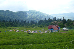 Горный лагерь, туризм в гораз, маршрут 30 через горы к морю