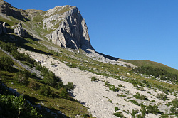 Гора Оштен, маршрут 30 через горы к морю