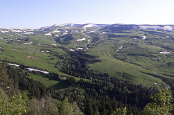 Лго-Наки горное плато в Адыгее, маршрут 30 через горы к морю