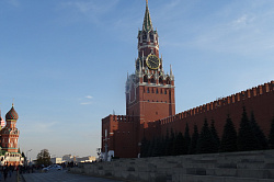Спасская башня кремля в Москве, экскурсии по Москве