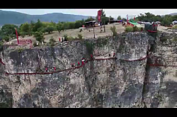 Туристы тура Легендарная Тридцатка маршрут 30 в экстрим парке