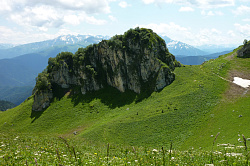 Пейзаж на туре через горы к морю маршрут 30 тур поход