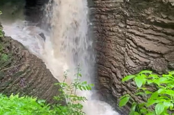 Маршрут 30, ущелье Руфабго, водопад Сердце Руфабго - видео