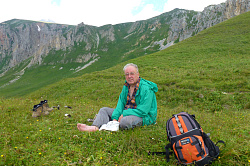 Турист в горах