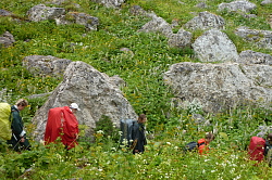 Поход тур маршрут 30 через горы к морю