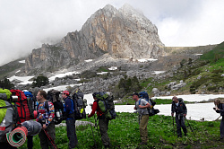 Поход в горах 30-ка, маршрут через горы к морю тур Тридцатка