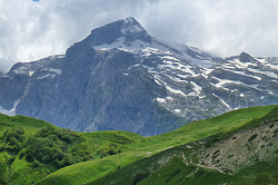 Этот пейзаж с горой Фишт сделан на туристическом маршруте 30 - легендарная Тридцатка

  


Смотрите также пейзажи с горами