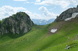 Фото гор Кавказа в районе города Сочи.