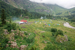 Фиштинская поляна, тур маршрут 30 через горы к морю