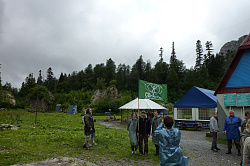 Активный отдых на маршруте 30 через горы к морю тур поход