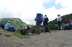 Горный перевал, маршрут 30 через горы к морю пеший тур поход